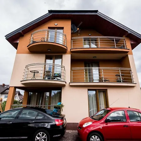 Privatunterkunft Zamilla *