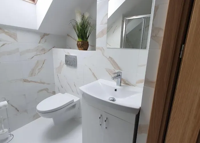 Zamilla ياستارنيا