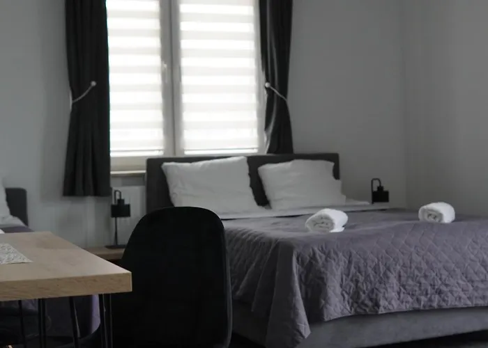 Zamilla ياستارنيا